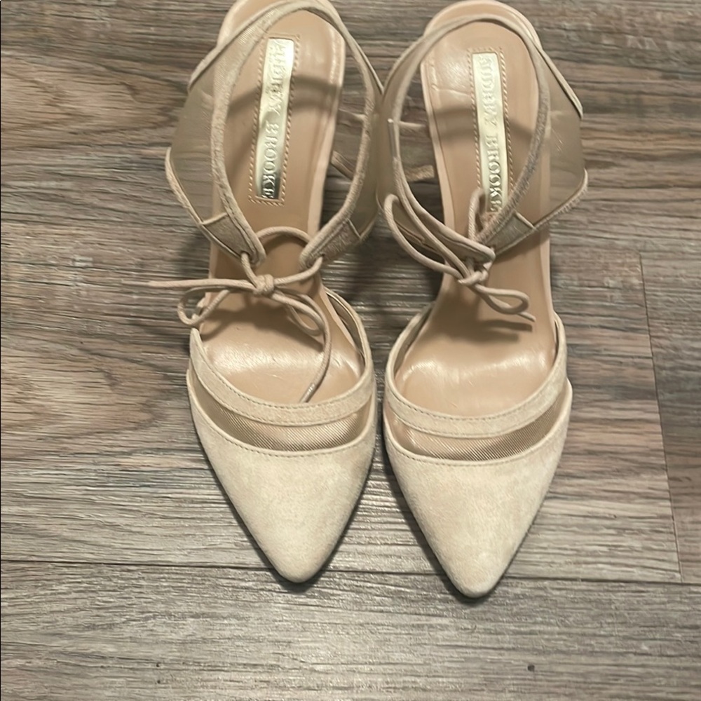 Audrey Brooke Cream Pointed Heels